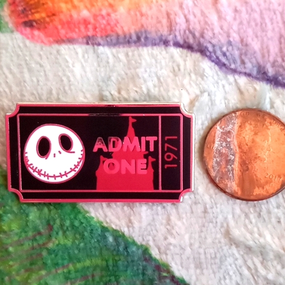 DISNEY JACK SKELETON TICKET PIN - Picture 6 of 7